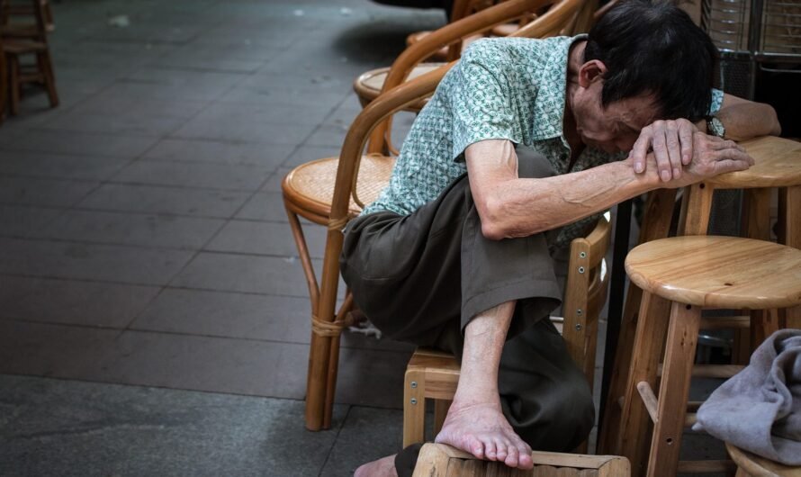 नींद न आने की समस्या का समाधान: आसान और अपनाने लायक उपाय